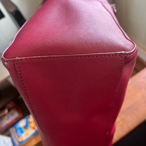 Tory Burch Purse - Picture 8 of 13